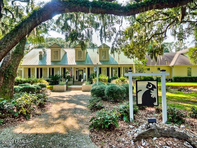 127 Dolphin Point Drive, Beaufort, SC 29907