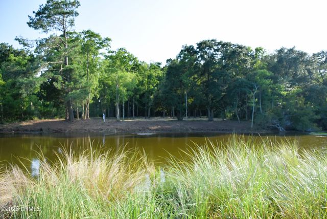 127 Dolphin Point Drive, Beaufort, SC 29907