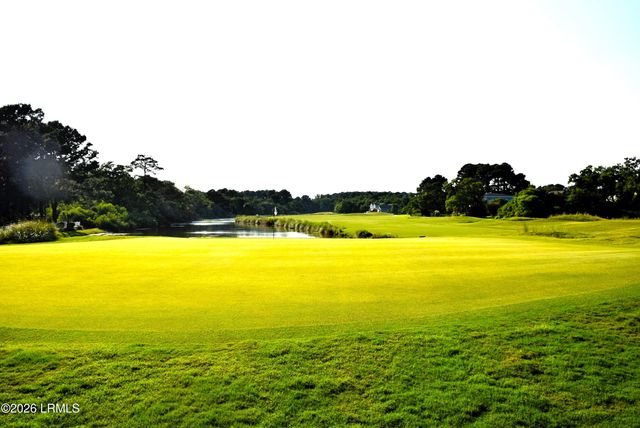 127 Dolphin Point Drive, Beaufort, SC 29907