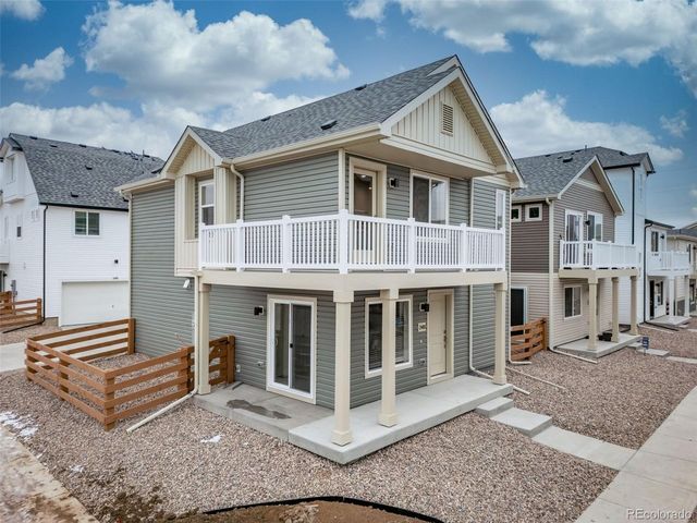 10040 Revere Ct, Commerce City, CO 80022