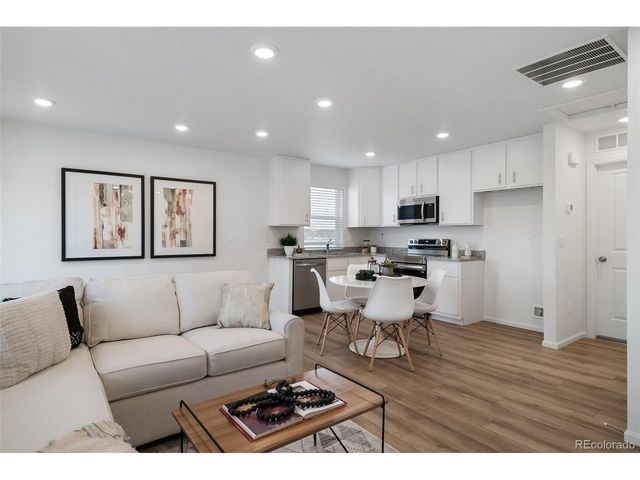 10040 Revere Ct, Commerce City, CO 80022