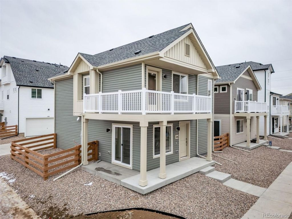 10040 Revere Ct, Commerce City, CO 80022