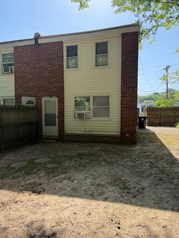 3043 FREEWAY FWY, Halethorpe, MD 21227