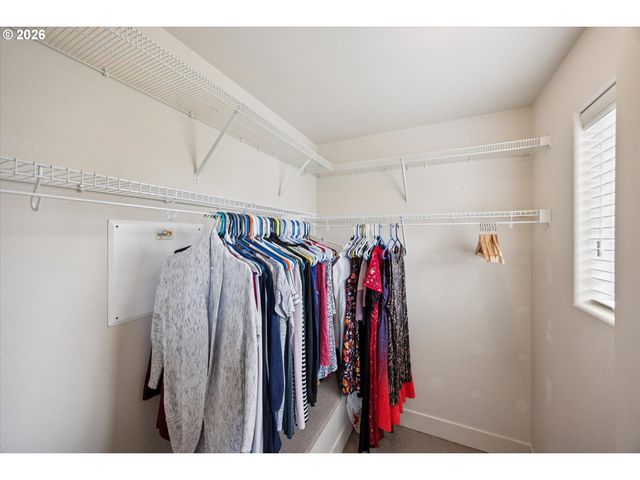 10559 Ne AVERY Way, Hillsboro, OR 97006
