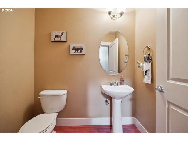 10559 Ne AVERY Way, Hillsboro, OR 97006