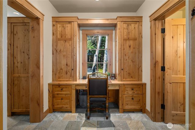 151 Rushing Water Lane, Cle Elum, WA 98922