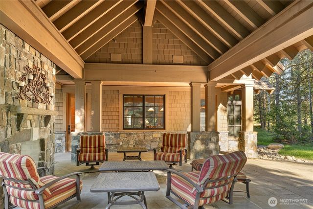 151 Rushing Water Lane, Cle Elum, WA 98922