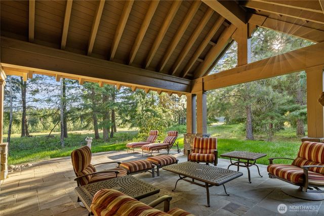 151 Rushing Water Lane, Cle Elum, WA 98922