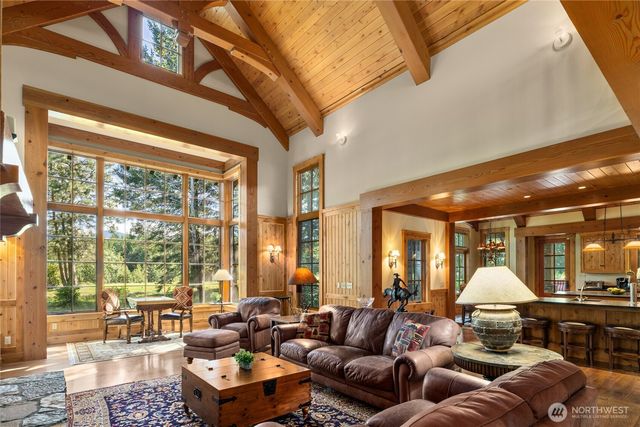 151 Rushing Water Lane, Cle Elum, WA 98922