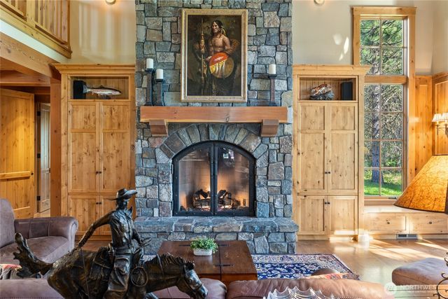 151 Rushing Water Lane, Cle Elum, WA 98922