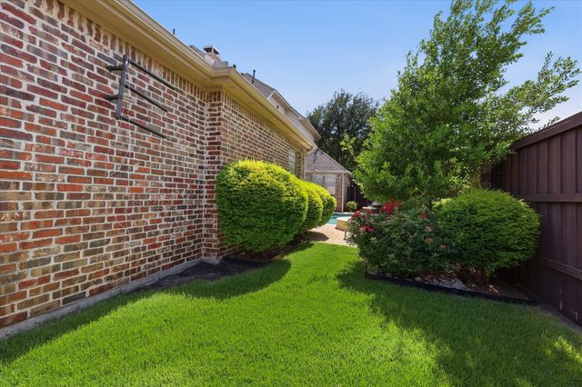 5916 Wight Street, Plano, TX 75093