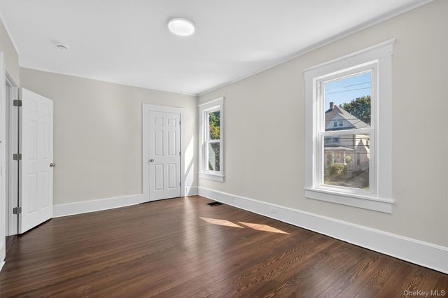 26 Ridge Street, Middletown, NY 10940