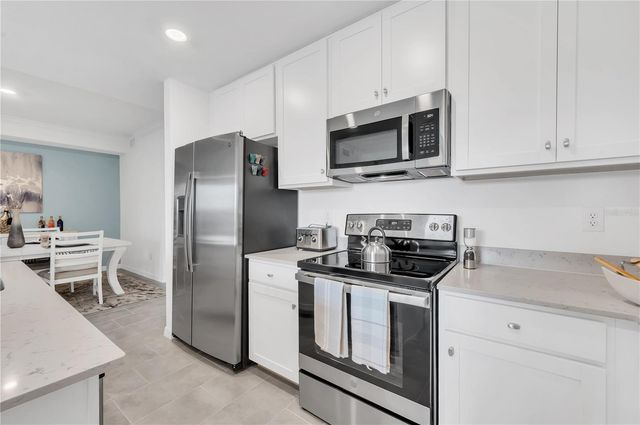 18114 GAWTHROP DRIVE 201, Lakewood Ranch, FL 34211