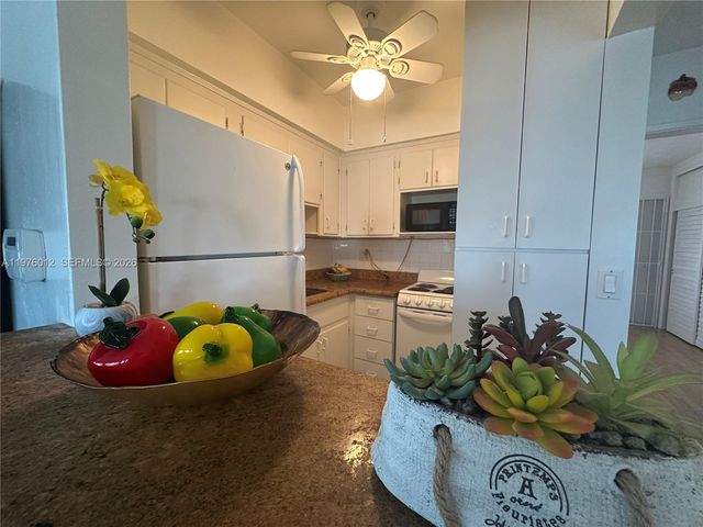 851 Atlantic Shores Blvd 232, Hallandale Beach, FL 33009