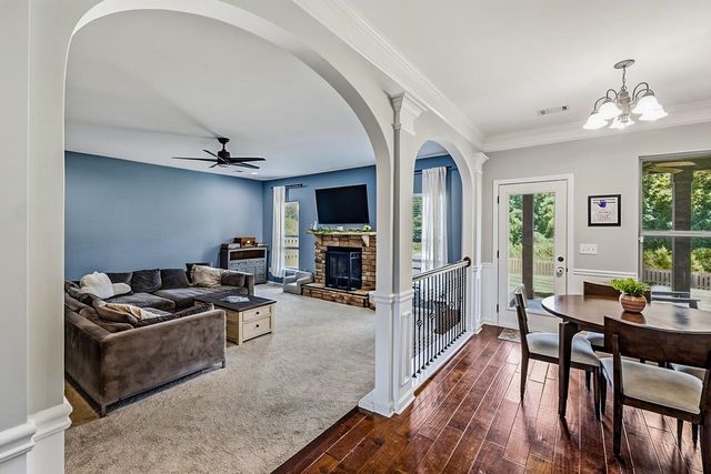309 Chasemont Lane, Simpsonville, SC 29680