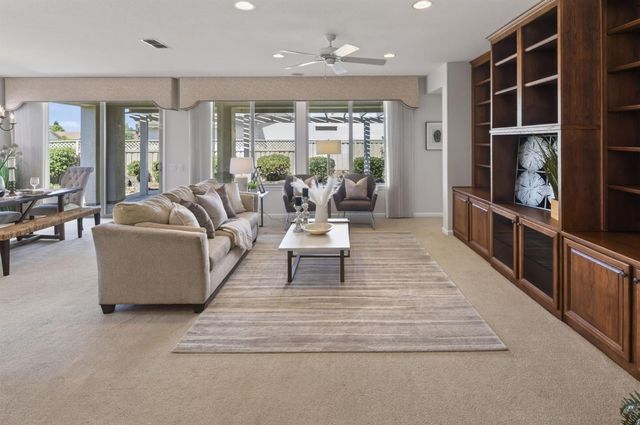 1260 Freschi Ln, Lincoln, CA 95648