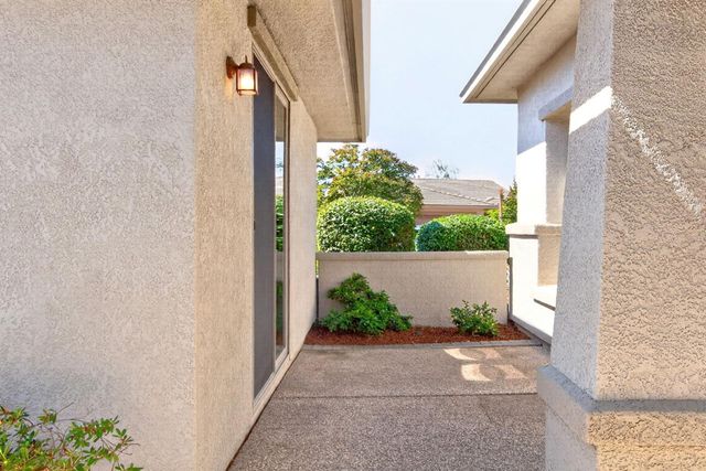 1260 Freschi Ln, Lincoln, CA 95648