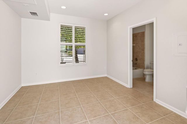 1260 Freschi Ln, Lincoln, CA 95648