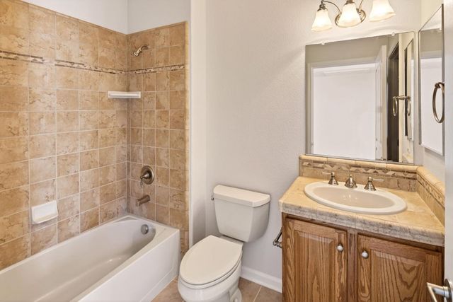 1260 Freschi Ln, Lincoln, CA 95648