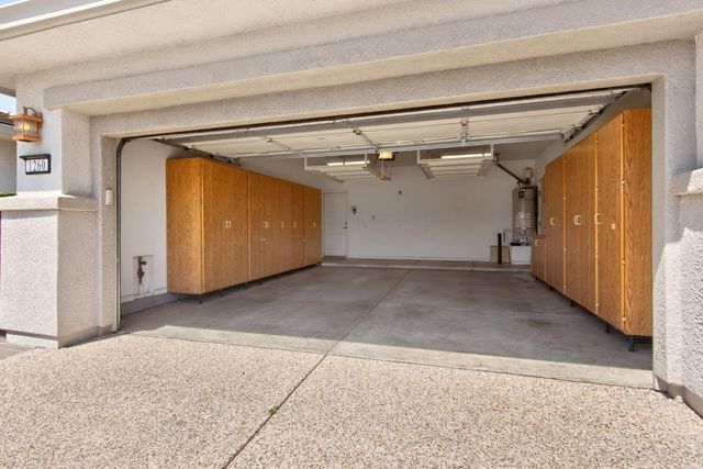 1260 Freschi Ln, Lincoln, CA 95648