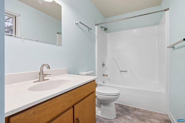 48 JENNINGS DR, Palmyra, VA 22963