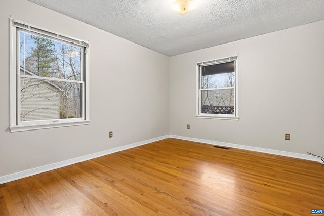 48 JENNINGS DR, Palmyra, VA 22963