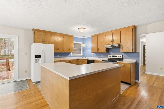 48 JENNINGS DR, Palmyra, VA 22963