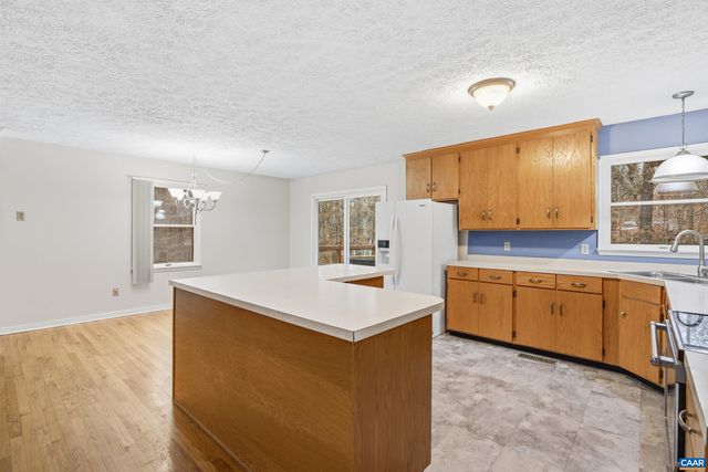 48 JENNINGS DR, Palmyra, VA 22963