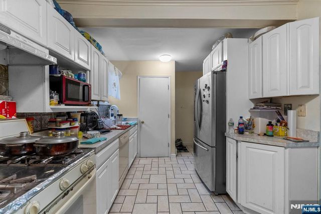 117 10th Street, Passaic, NJ 07055