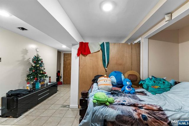 117 10th Street, Passaic, NJ 07055