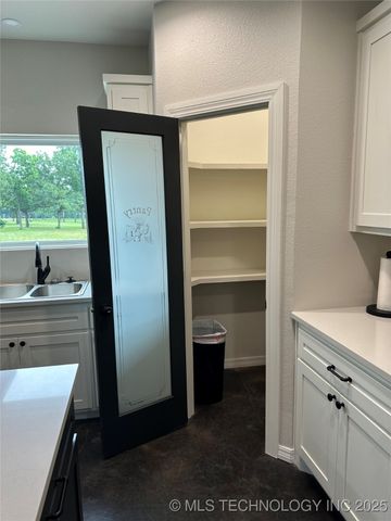 4927 Jaco Road, Kingston, OK 73439