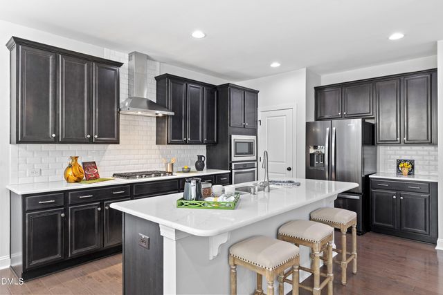 1041 Canyon Shadows Court, Cary, NC 27519