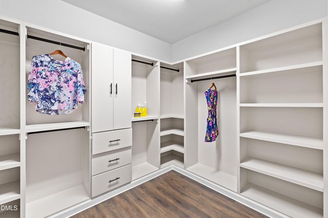 1041 Canyon Shadows Court, Cary, NC 27519