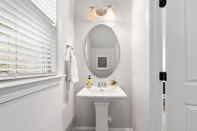 1041 Canyon Shadows Court, Cary, NC 27519