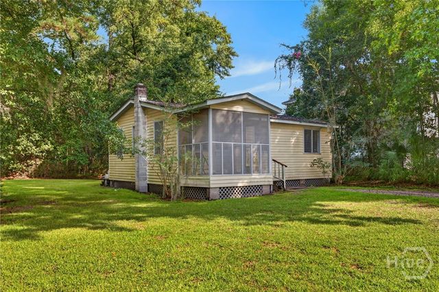 2422 Norwood Avenue, Savannah, GA 31406