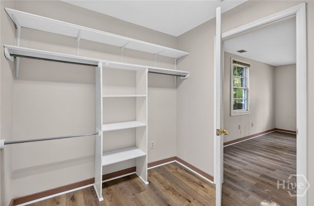 2422 Norwood Avenue, Savannah, GA 31406