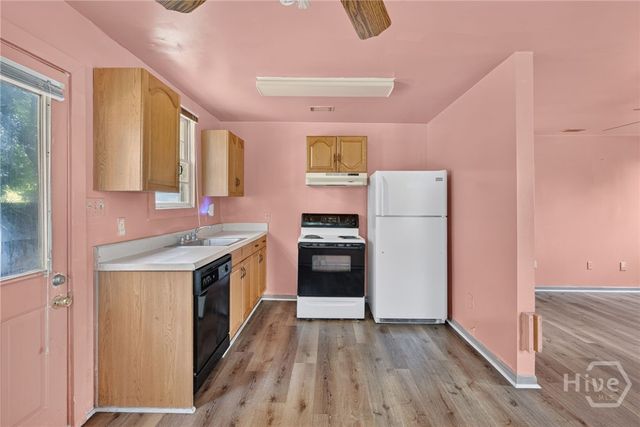 2422 Norwood Avenue, Savannah, GA 31406