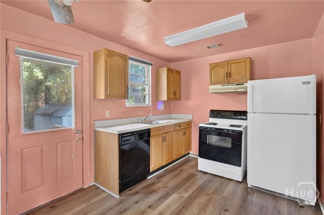 2422 Norwood Avenue, Savannah, GA 31406