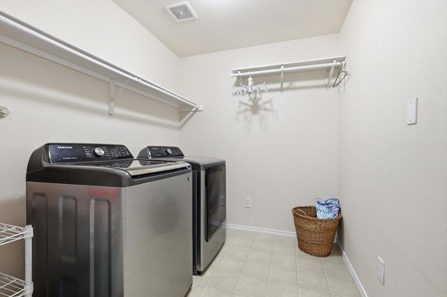 14820 Ledgeview Court, Balch Springs, TX 75180