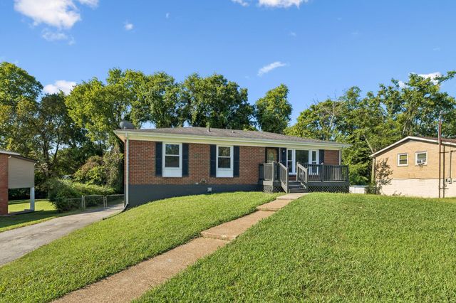 5007 Bonnameade Dr, Hermitage, TN 37076