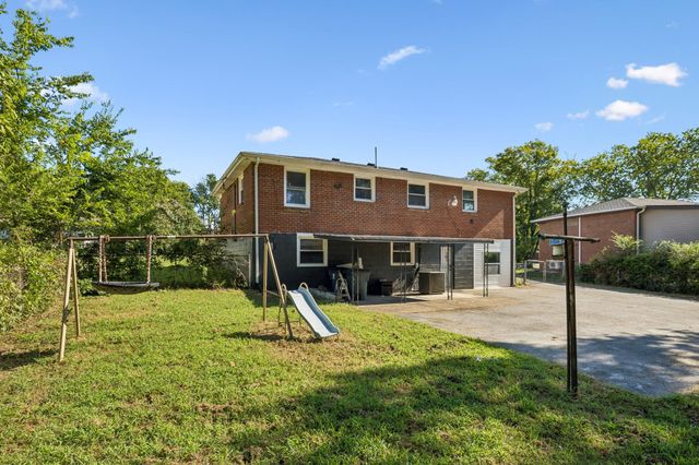 5007 Bonnameade Dr, Hermitage, TN 37076