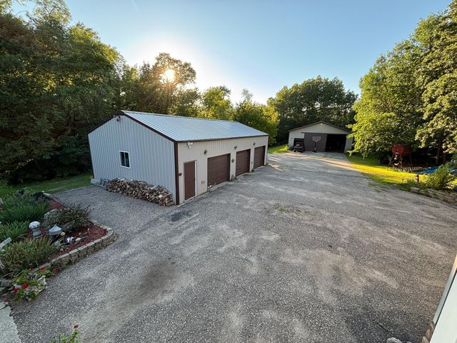 33232 260th Avenue, Erhard, MN 56534