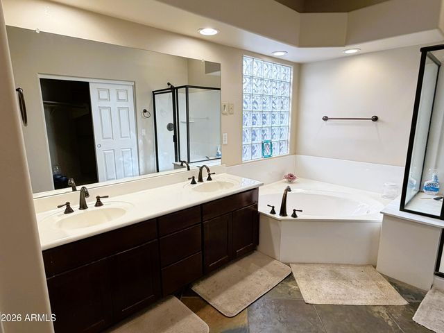 9216 E GOLDEN Street, Mesa, AZ 85207