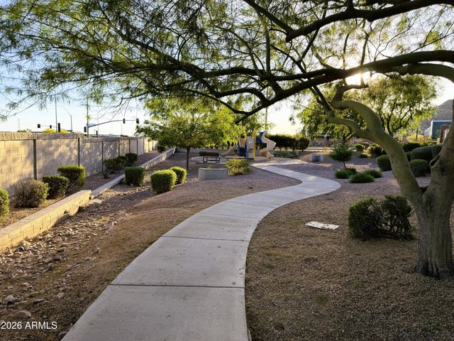 9216 E GOLDEN Street, Mesa, AZ 85207