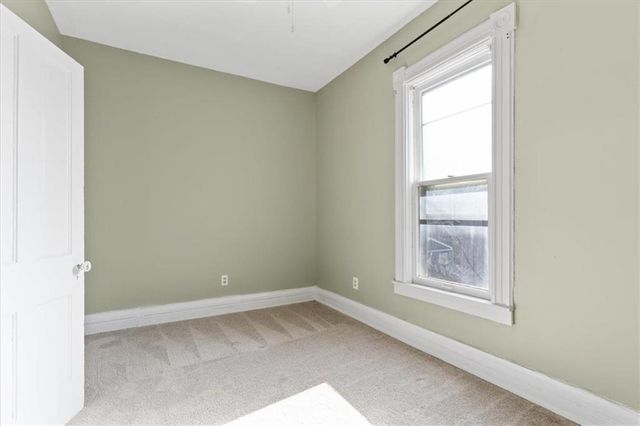 2925 Holmes Street, Kansas City, MO 64109