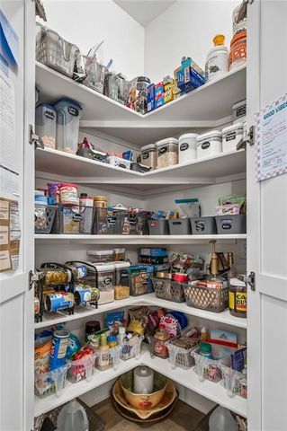 1121 SW Cheshire Drive, Lee's Summit, MO 64083