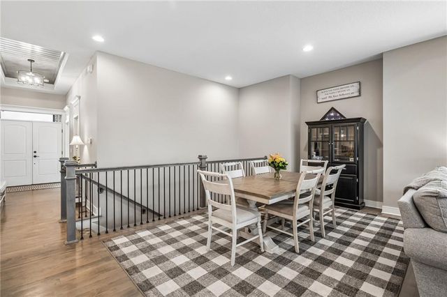 1121 SW Cheshire Drive, Lee's Summit, MO 64083