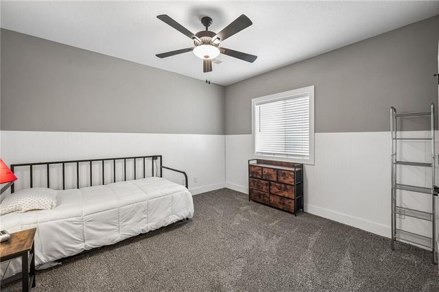1121 SW Cheshire Drive, Lee's Summit, MO 64083