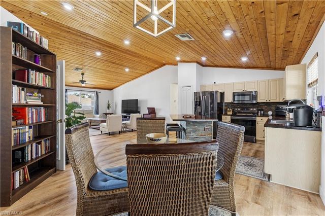 2846 SW 25th PL, Cape Coral, FL 33914