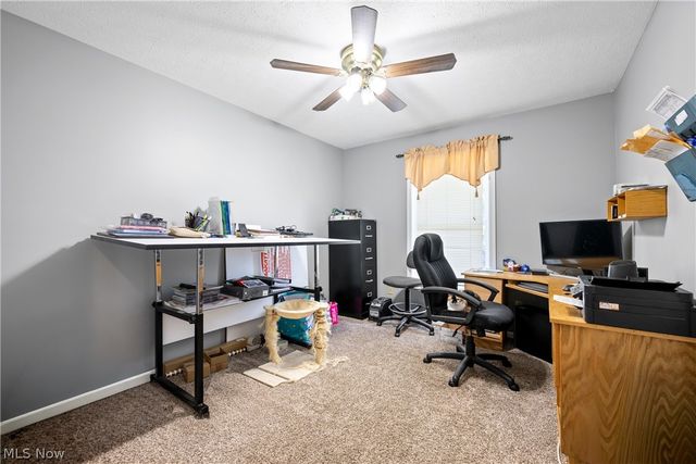 408 Center Road, New Franklin, OH 44319